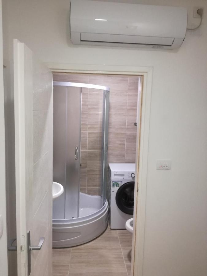 Stan Na Dan Pex Free Parking Apartment Vranje Luaran gambar